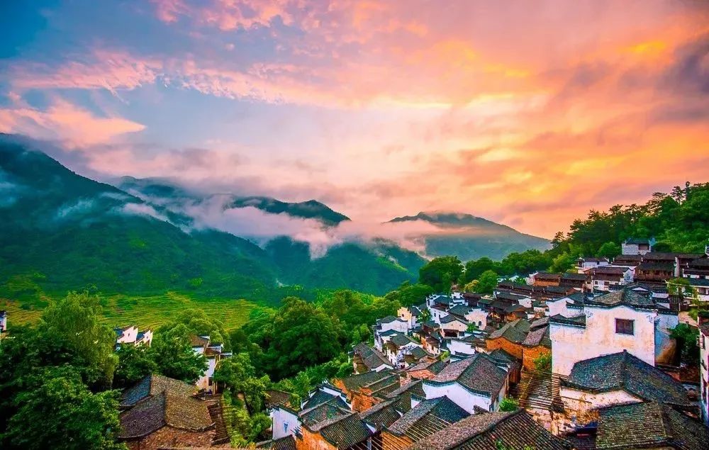 【住宏村•赏夜景】宏村+婺源篁岭+黄山3日2晚跟团游·【梦幻黄山·崖边小镇·画里乡村】
